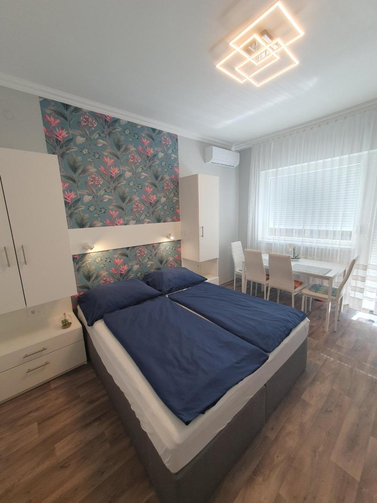 Lara Apartments Siófok Exterior foto